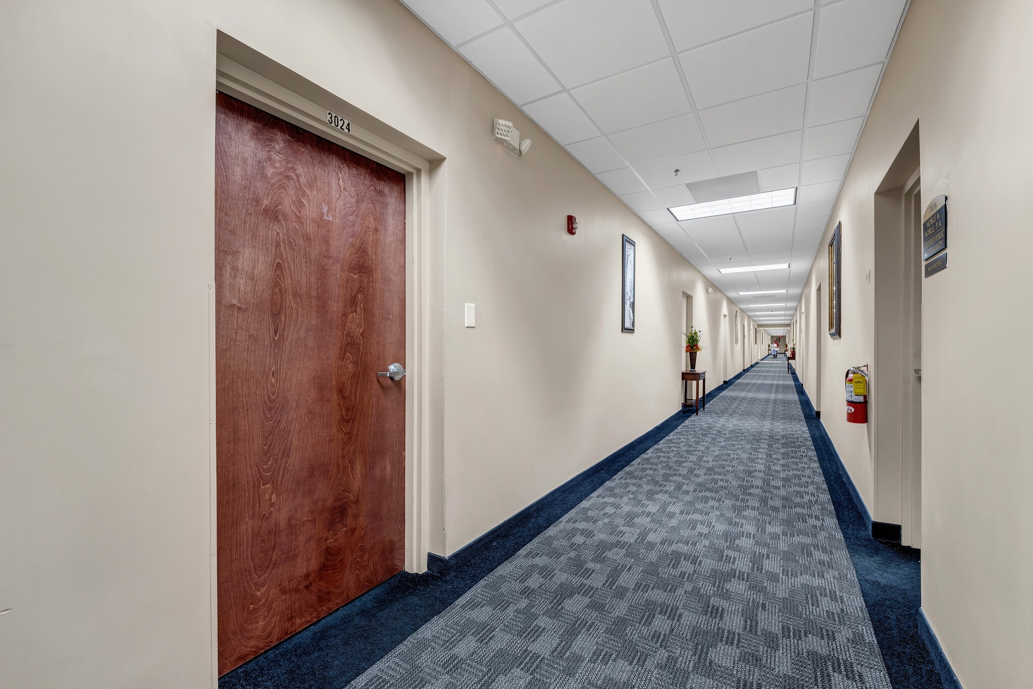 2572 W State Road 426, Oviedo, FL for lease Interior Photo- Image 1 of 16