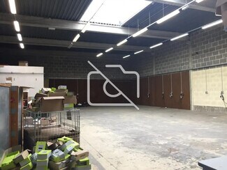 Plus de détails pour Bureau, Local d'activités à louer