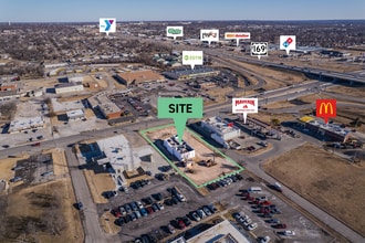 202 S Dogwood St, Owasso, OK for lease Aerial- Image 2 of 4
