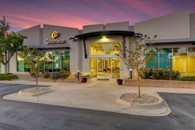 13059 E Peakview Ave, Englewood, CO à vendre - Photo du bâtiment - Image 2 de 13