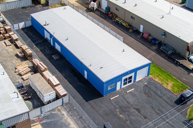 More details for 560 S River St, Batavia, IL - Industrial for Sale