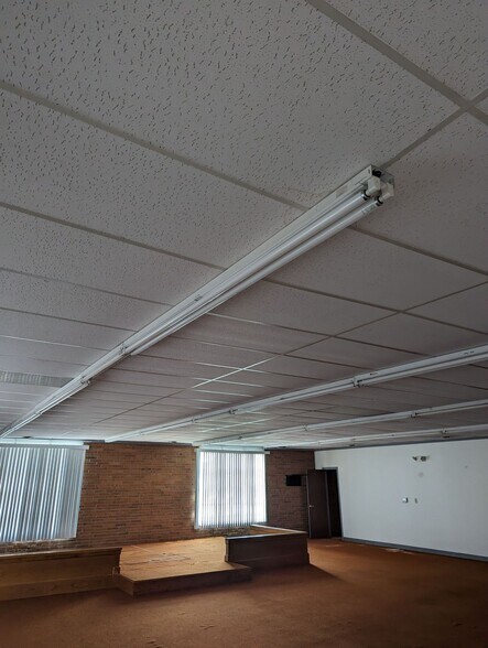 405 Greenbriar Dr, Normal, IL à louer - Photo intérieure - Image 2 de 3