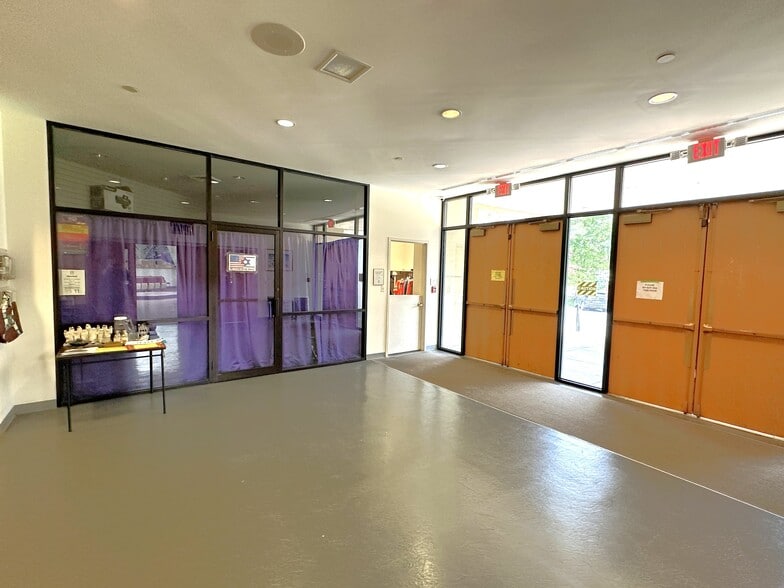 9915 Apple Ridge Rd, Gaithersburg, MD à vendre - Photo intérieure - Image 3 de 62