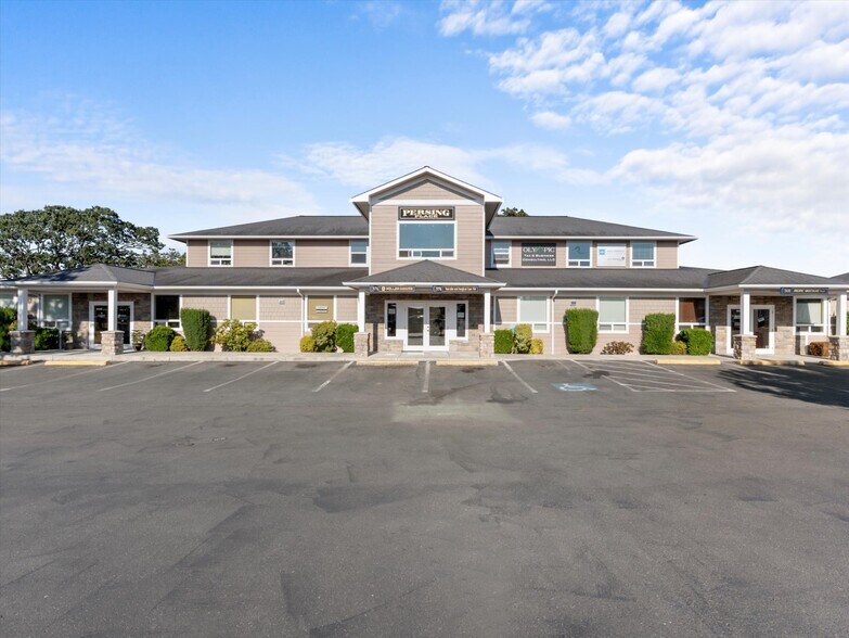 568-578 N 5th Ave, Sequim, WA à louer - Photo du bâtiment - Image 3 de 4