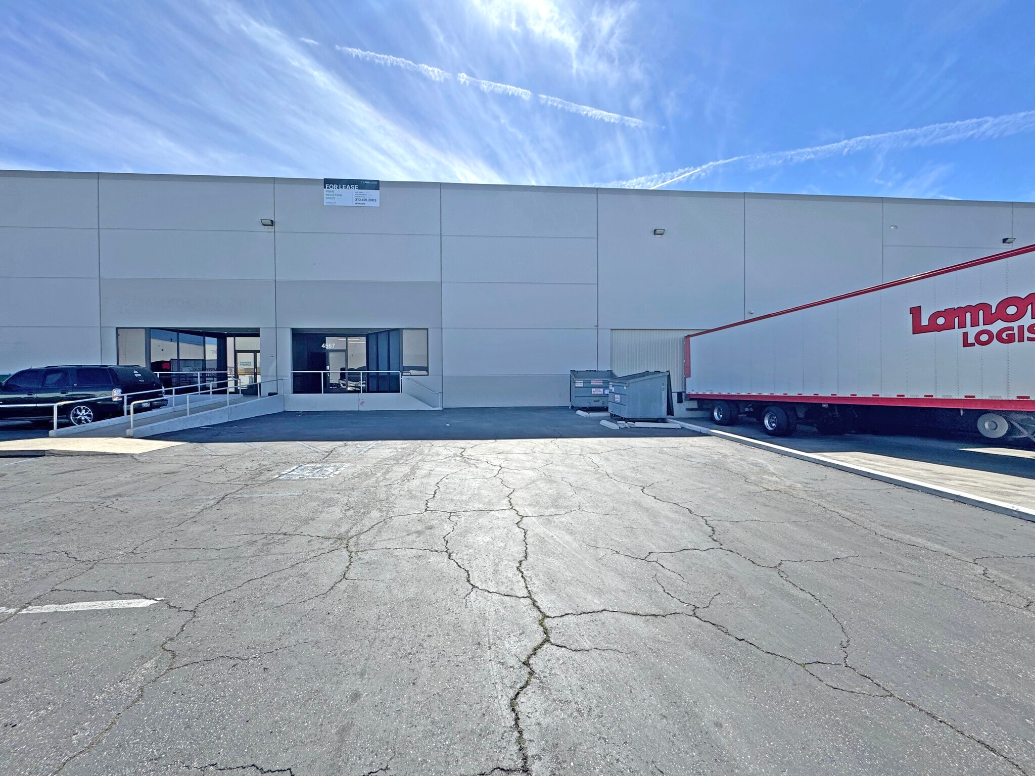 4559-4587 Maywood Ave, Vernon, CA à louer Photo intérieure- Image 1 de 1