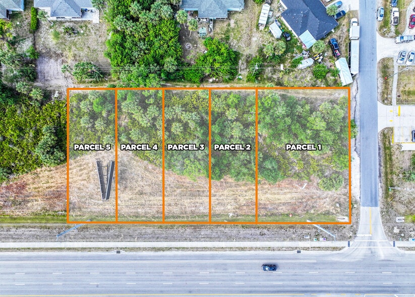 15203 Dahlgren ave, Port Charlotte, FL à vendre - Photo du bâtiment - Image 2 de 8