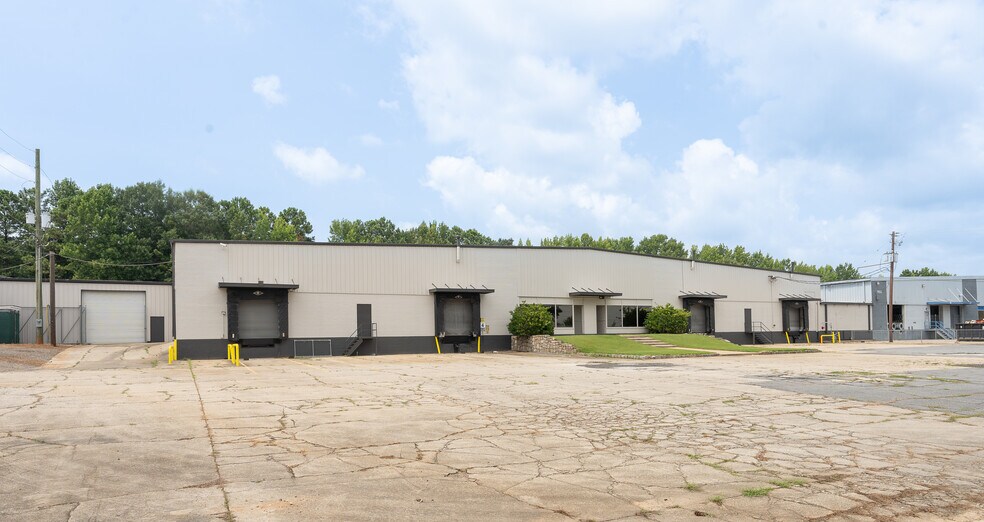 1145 Hayes Industrial Dr, Marietta, GA for sale - Building Photo - Image 3 of 9
