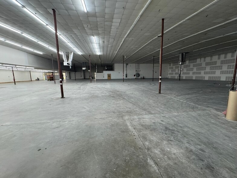 889 Seahawk Cir, Virginia Beach, VA for lease - Building Photo - Image 2 of 9