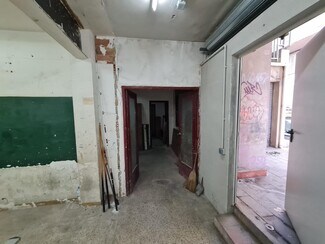 Plus de détails pour Multi-résidentiel à vendre