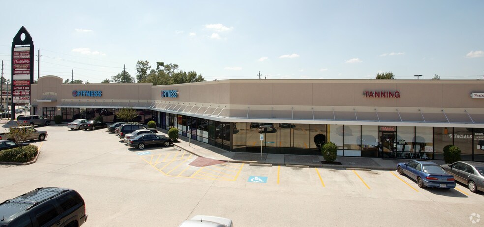 4950 W FM-1960, Houston, TX à louer - Photo du bâtiment - Image 2 de 10