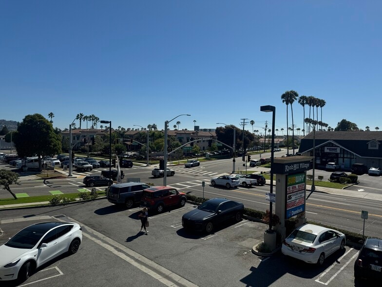 730 S Pacific Coast Hwy, Redondo Beach, CA for lease - Building Photo - Image 3 of 12