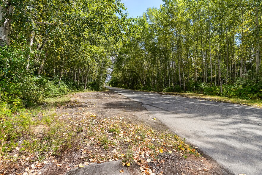 115-155 Tremont Ave, Bellingham, WA à vendre - Photo du bâtiment - Image 2 de 31