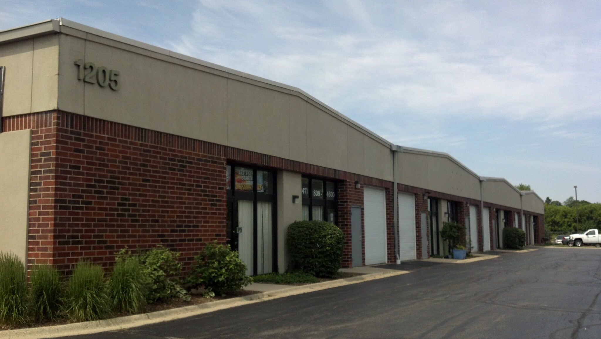 1205 Karl Ct, Wauconda, IL for lease Building Photo- Image 1 of 4