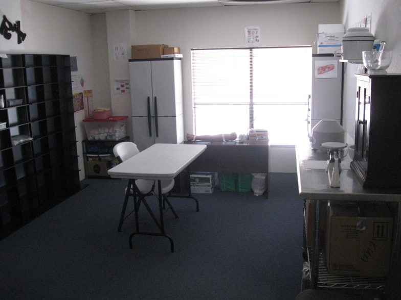 6500 Boeing Dr, El Paso, TX à louer - Autre - Image 3 de 5