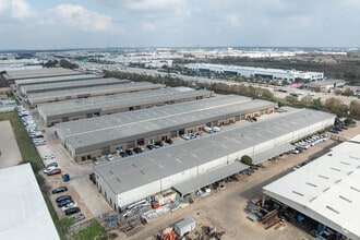 5829 W Sam Houston Pky N, Houston, TX - AÉRIEN  Vue de la carte