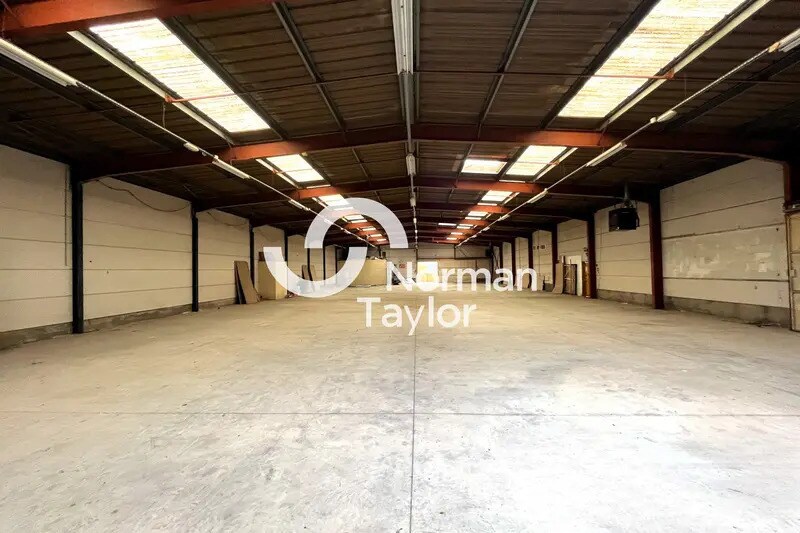 Flex in Saint-Jean-de-Védas for lease Interior Photo- Image 1 of 5