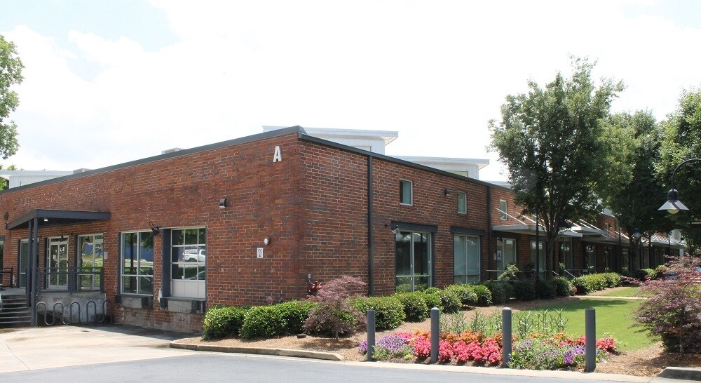1320 Ellsworth Industrial Dr, Atlanta, GA à vendre Photo du bâtiment- Image 1 de 7