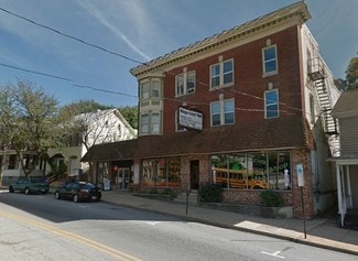 More details for 204-212 E King St, Shippensburg, PA - Retail for Lease