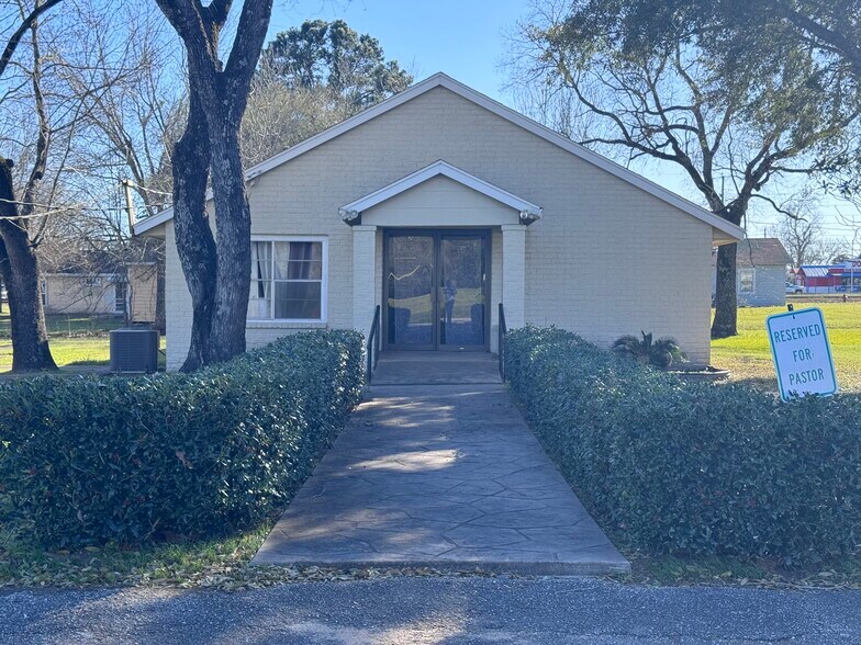 307 Acker St, Magnolia, TX à vendre - Photo principale - Image 1 de 6