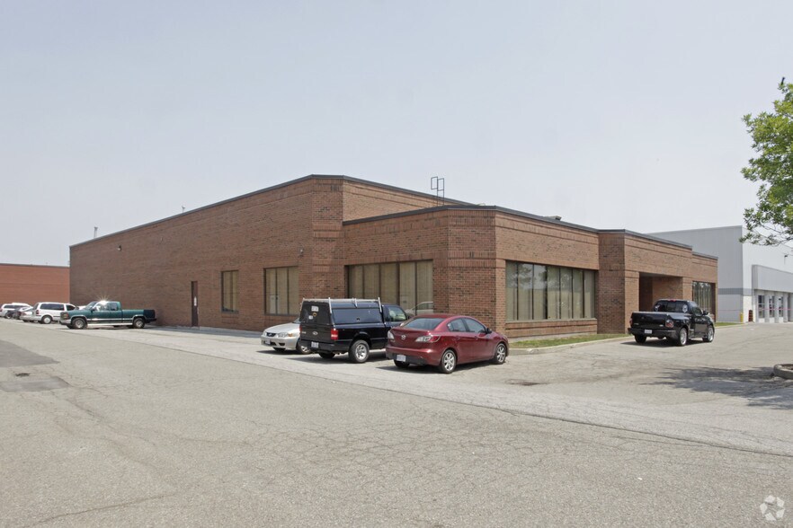 6611 Edwards Blvd, Mississauga, ON à vendre - Photo principale - Image 1 de 1