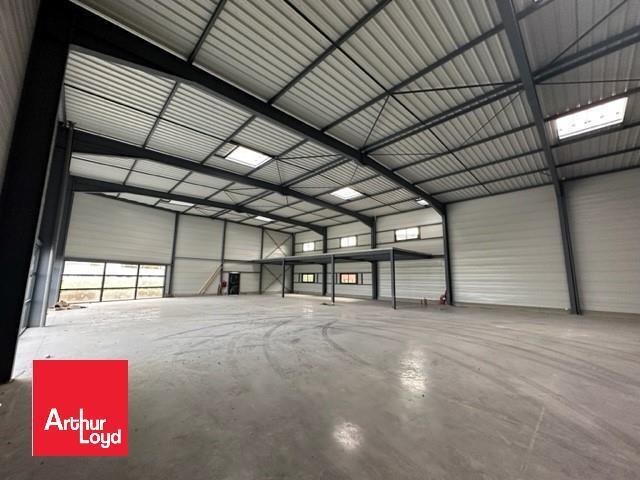 Flex in Mainvilliers for lease - Interior Photo - Image 2 of 3