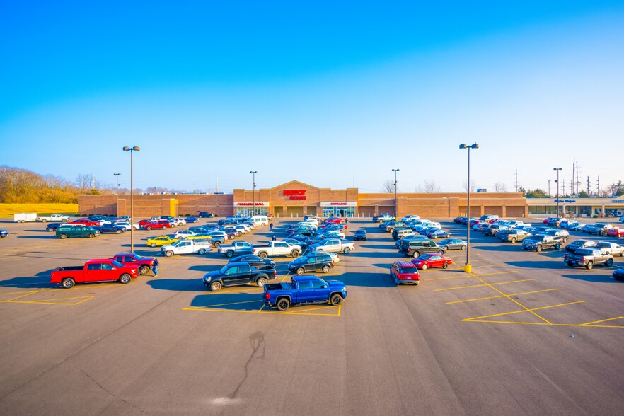 916 Columbus Ave, Lebanon, OH à louer - Photo du bâtiment - Image 2 de 3