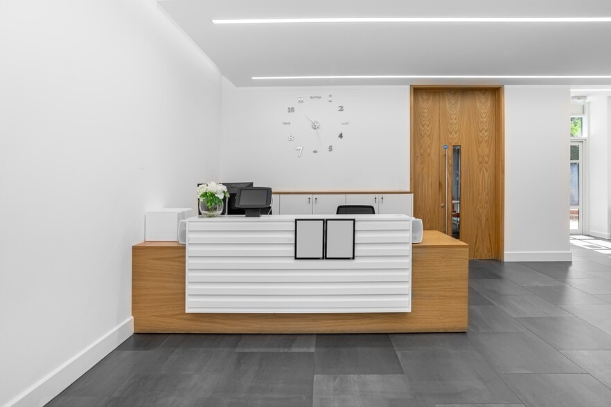 Watermans Business Park, Staines for lease - Interior Photo - Image 2 of 10