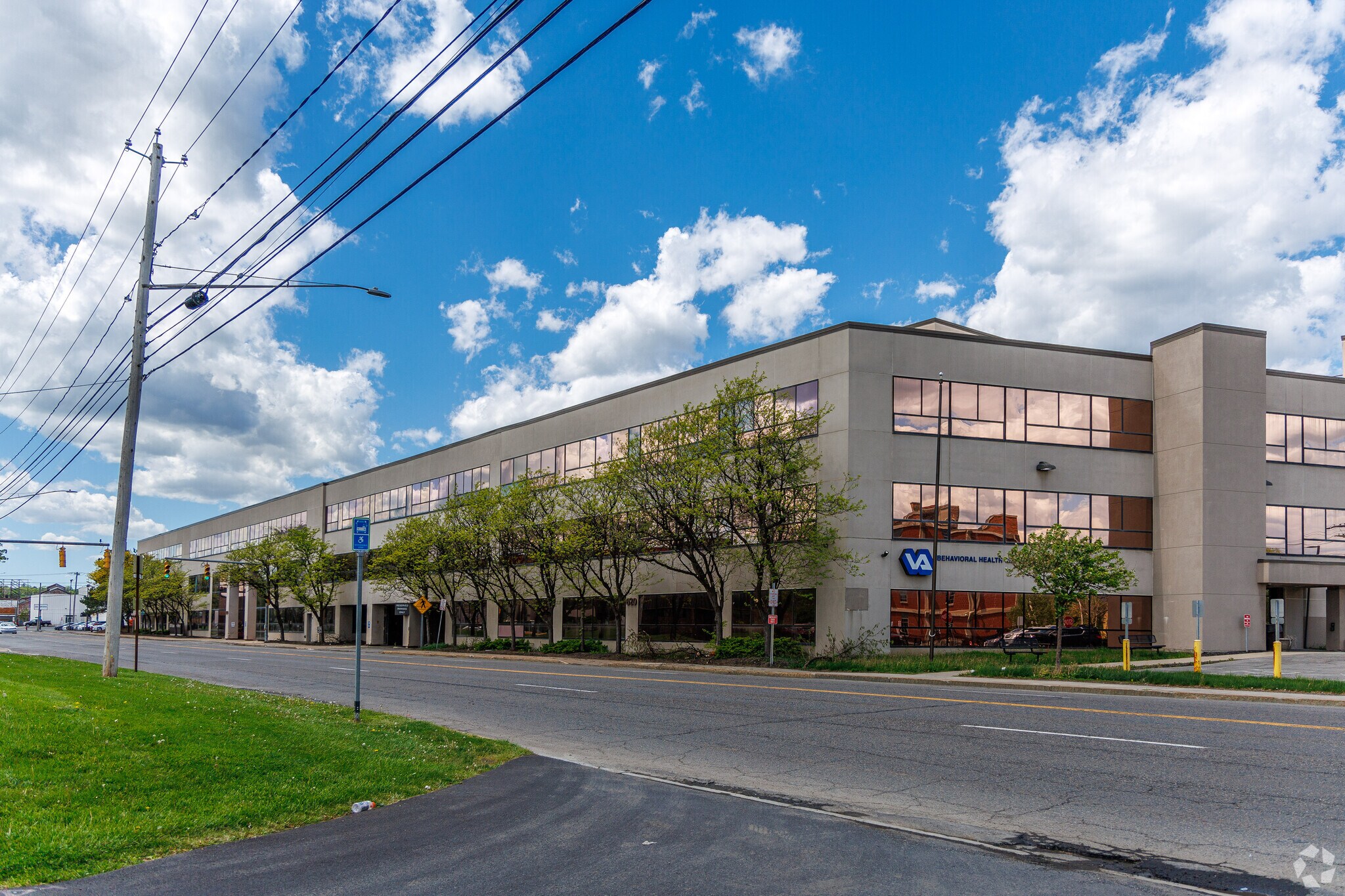 620 W Erie Blvd, Syracuse, NY à vendre Photo principale- Image 1 de 24