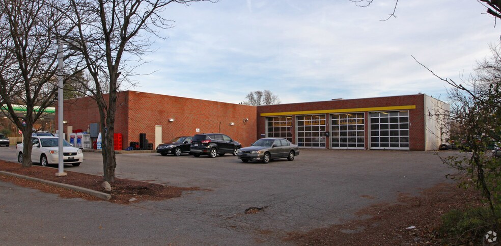 209 Ohio River Blvd, Sewickley, PA à louer - Photo du bâtiment - Image 1 de 6