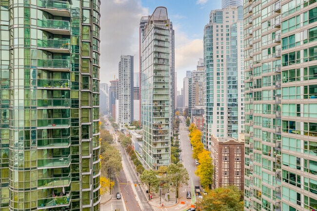 Plus de détails pour 1260-1280 W Pender St, Vancouver, BC - Commerce de détail à vendre