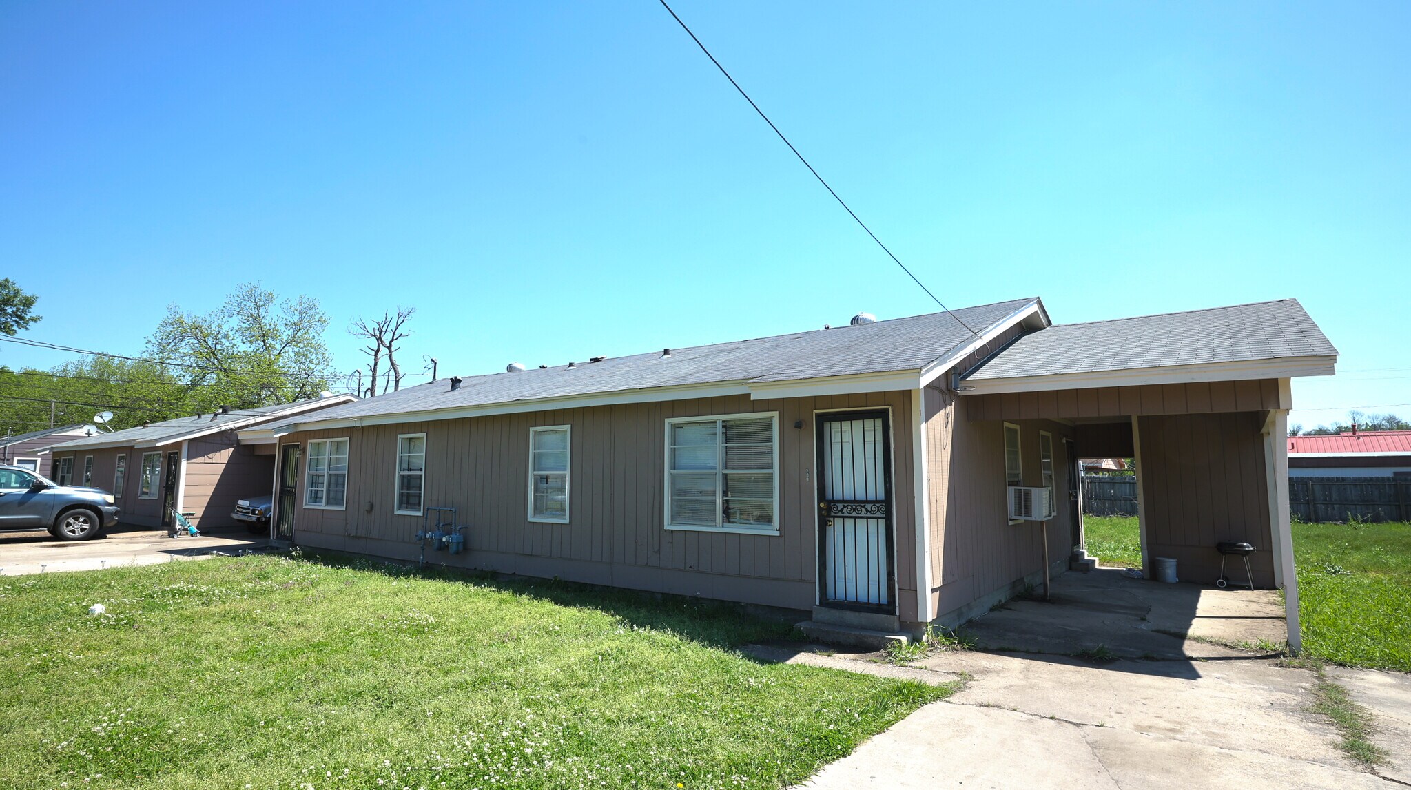 Solomon Greenville MS portfolio of 2 properties for sale on LoopNet.ca Building Photo- Image 1 of 8