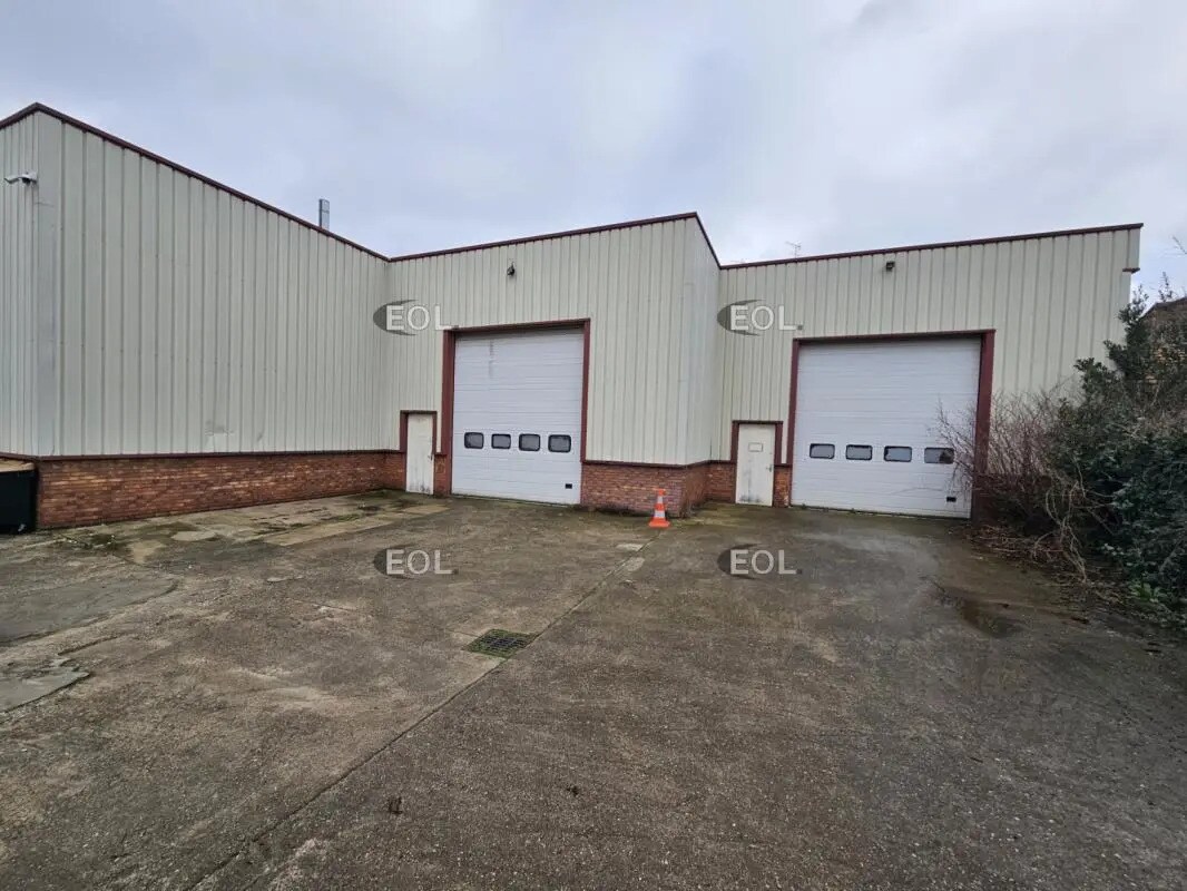 Industrial in Ivry-sur-Seine for lease Building Photo- Image 1 of 9