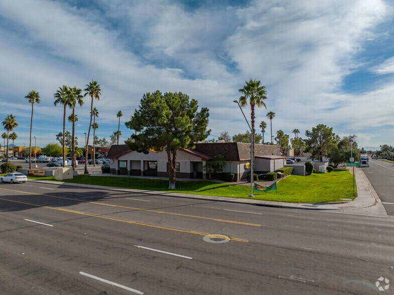 5161 W Thunderbird Rd, Glendale, AZ à vendre - Photo du bâtiment - Image 2 de 5