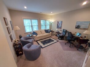 101 Cloister Ct, Chapel Hill, NC for lease Interior Photo- Image 1 of 2
