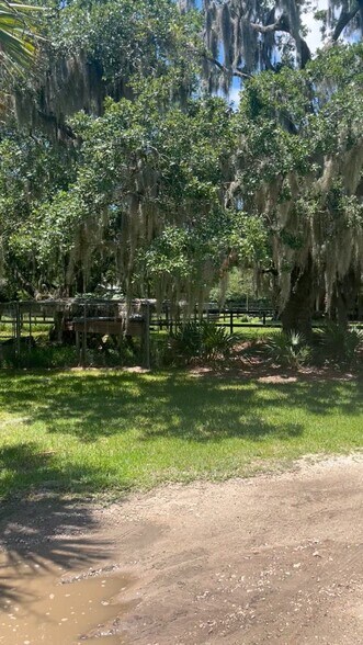 2619 Exchange Landing Rd, Johns Island, SC à louer - Vidéo sur l’inscription commerciale - Image 2 de 8