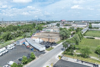 4200 W 40th St, Chicago, IL - AERIAL map view