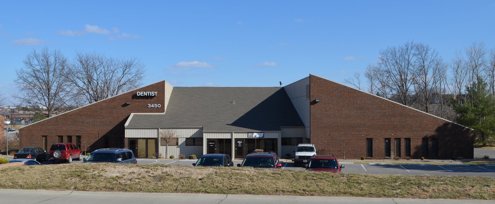 3450 Bridgeland Dr, Bridgeton, MO for lease Building Photo- Image 1 of 6