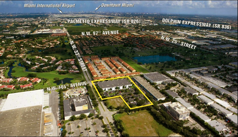 10400 NW 33rd St, Miami, FL à louer - A rien - Image 3 de 16