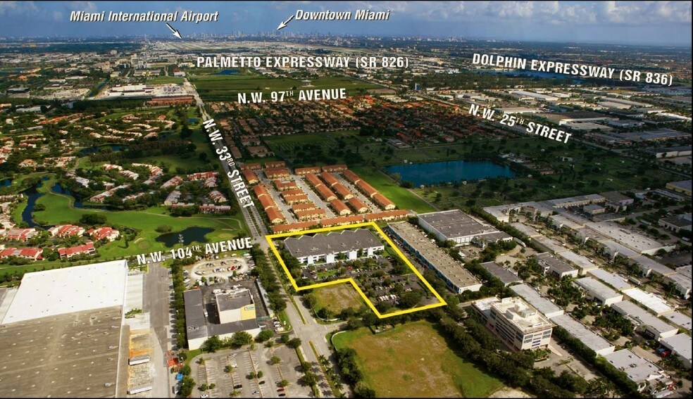 10400 NW 33rd St, Miami, FL à louer - Aérien - Image 3 de 25
