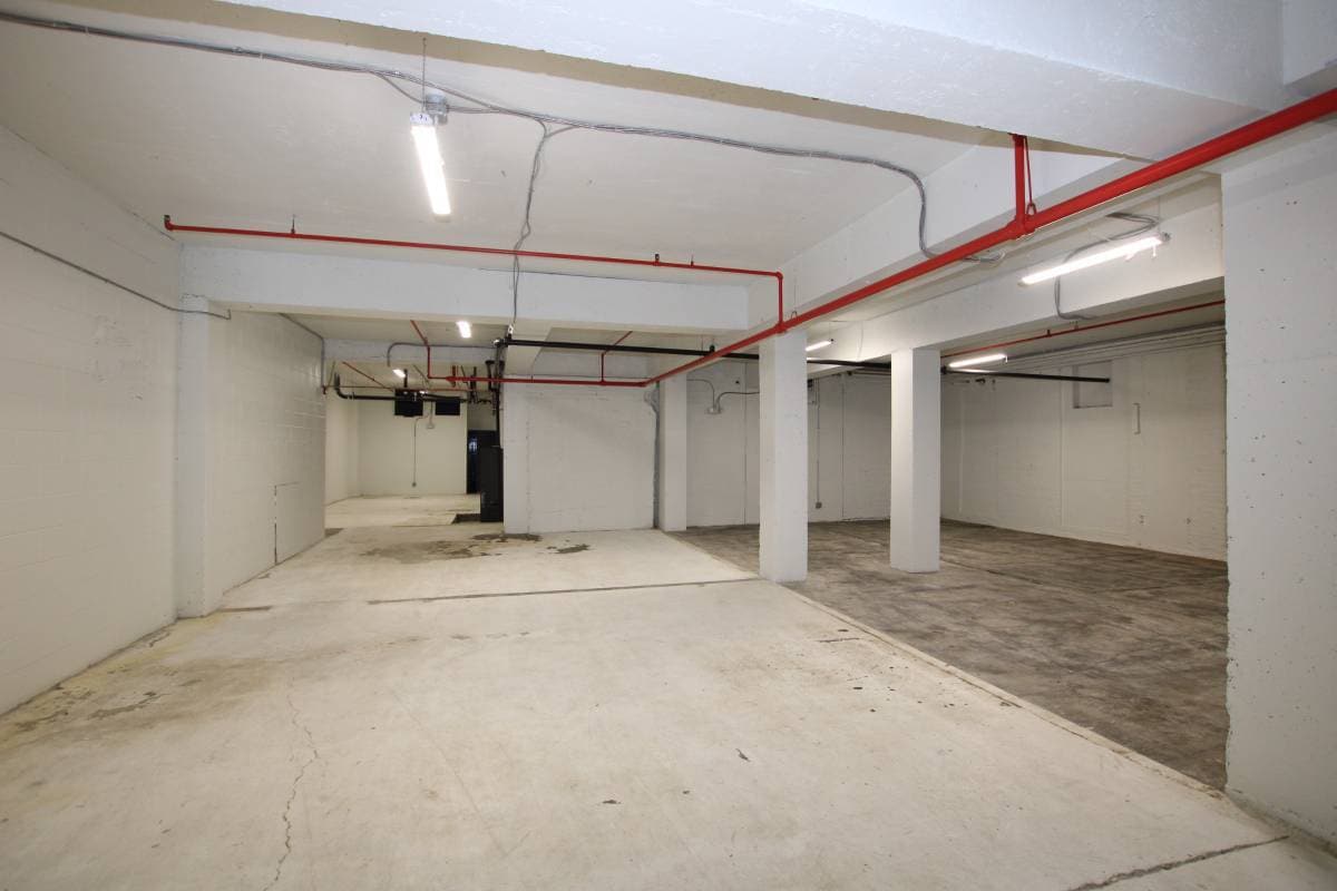 845-873 S 55th St, Philadelphia, PA for lease Interior Photo- Image 1 of 5