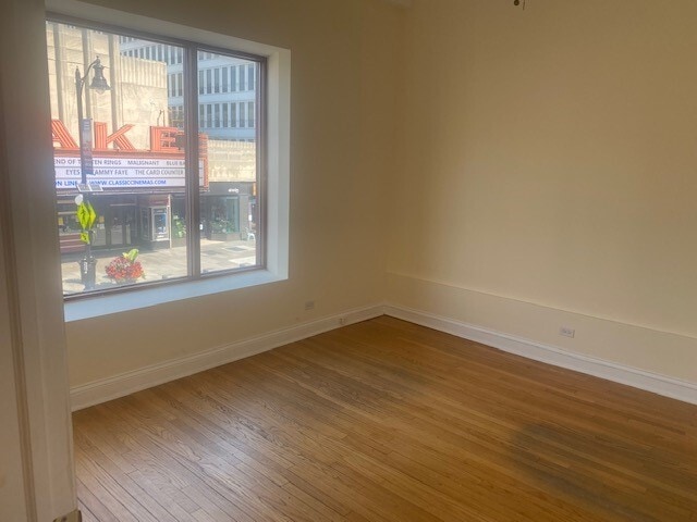 1029 Lake St, Oak Park, IL for lease - Building Photo - Image 2 of 11