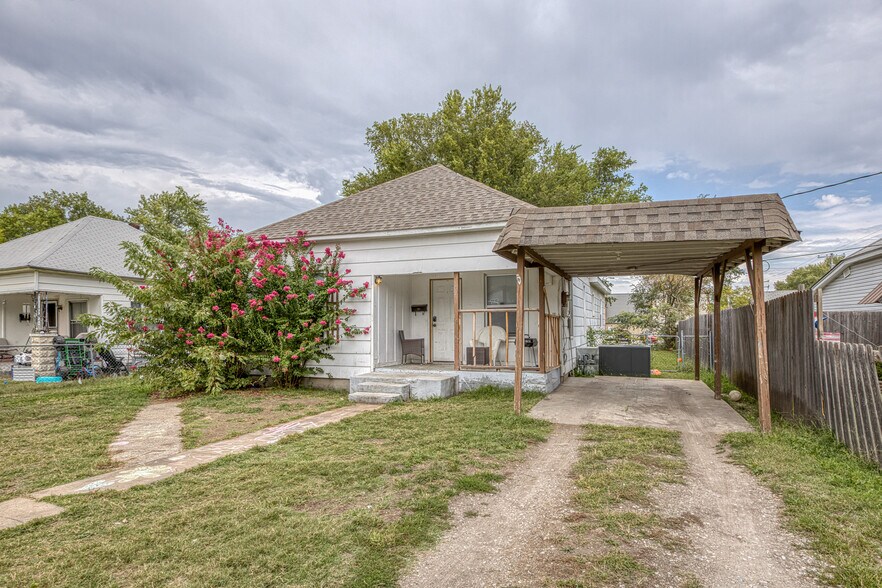 1207 W 7th St, Webb City, MO à vendre - Photo principale - Image 1 de 1