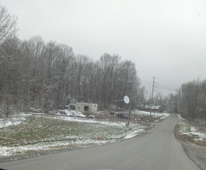 501 Second Avenue, Central City, KY à vendre - Photo principale - Image 1 de 2