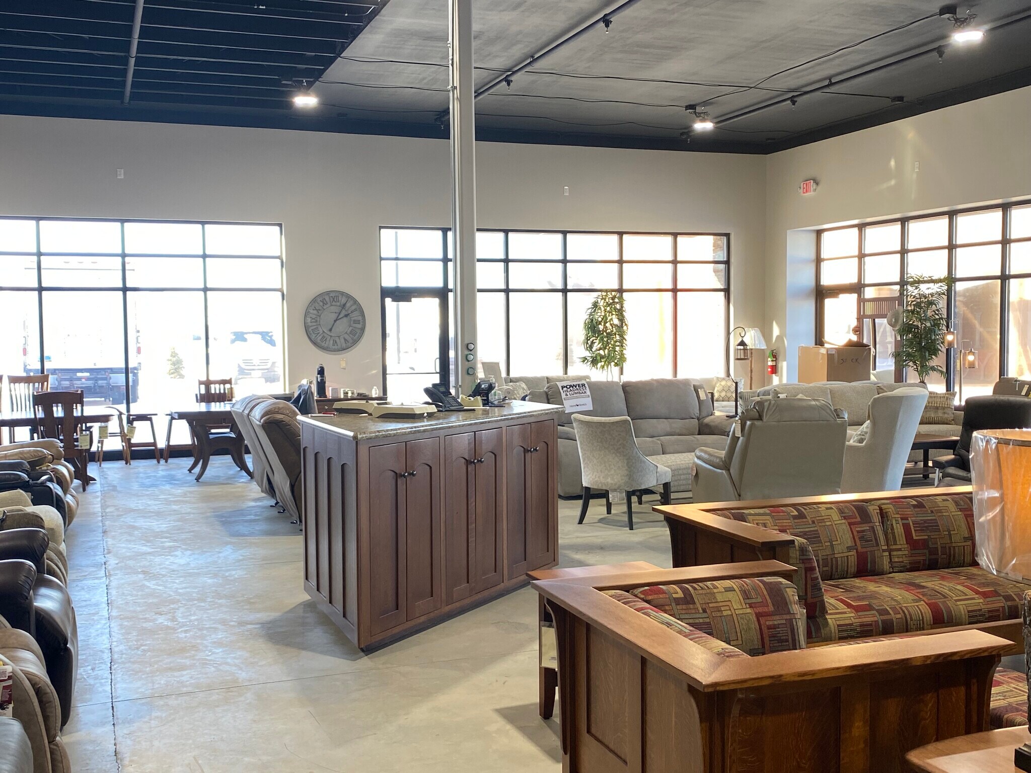 4002 S Washington St, Grand Forks, ND for lease Building Photo- Image 1 of 7