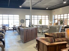 4002 S Washington St, Grand Forks, ND for lease Building Photo- Image 1 of 7