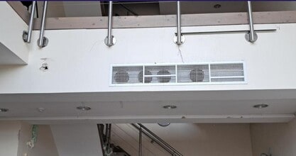 2 Randalls Way, Leatherhead for sale Interior Photo- Image 2 of 5