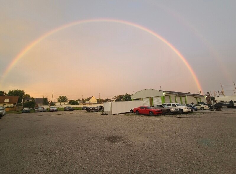 350 Kansas St, Indianapolis, IN à vendre - Photo du bâtiment - Image 3 de 4