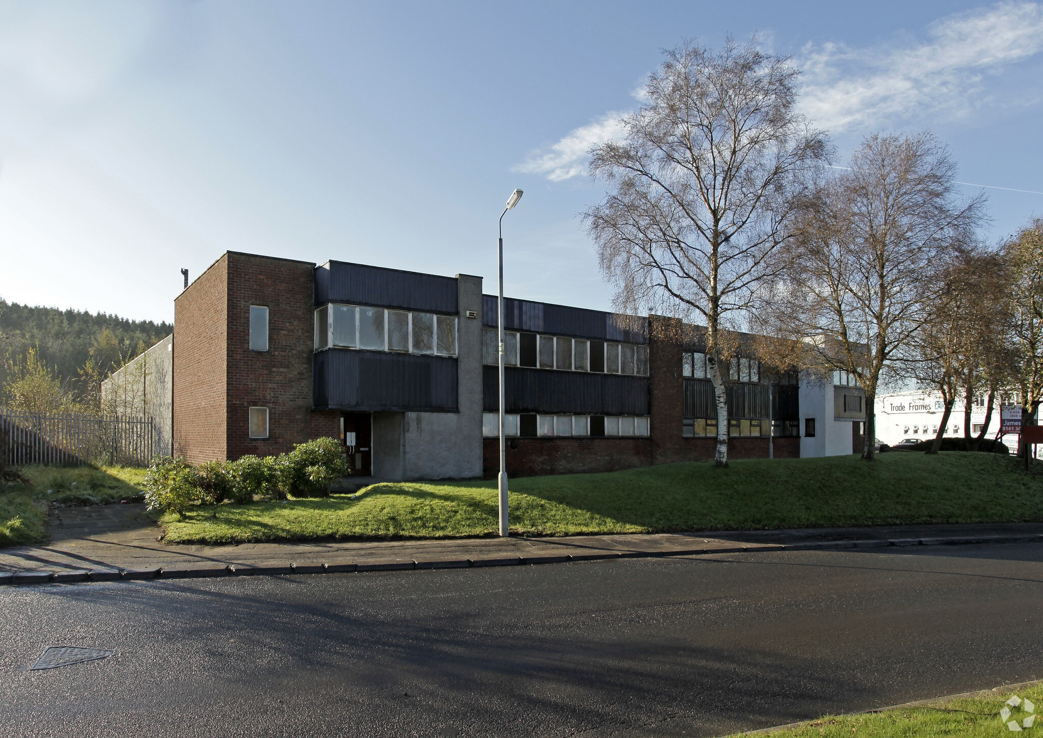 1-3 Rennie Pl, East Kilbride for lease Primary Photo- Image 1 of 3