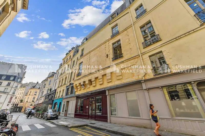 4 Rue Des Petits Pères, Paris à louer - Photo du bâtiment - Image 2 de 5