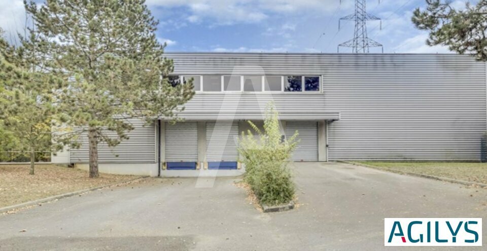 12 Rue Du Plessis Briard, Évry-Courcouronnes à louer - Photo du bâtiment - Image 2 de 4